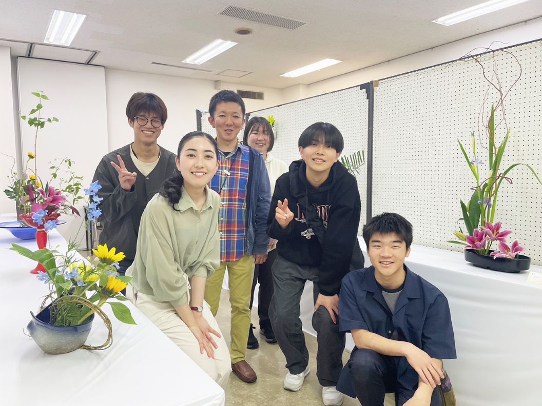花・いけ花・教室 カキツバタ一色 花5本の基本的花形 #華道 #華道教室 #いけばな