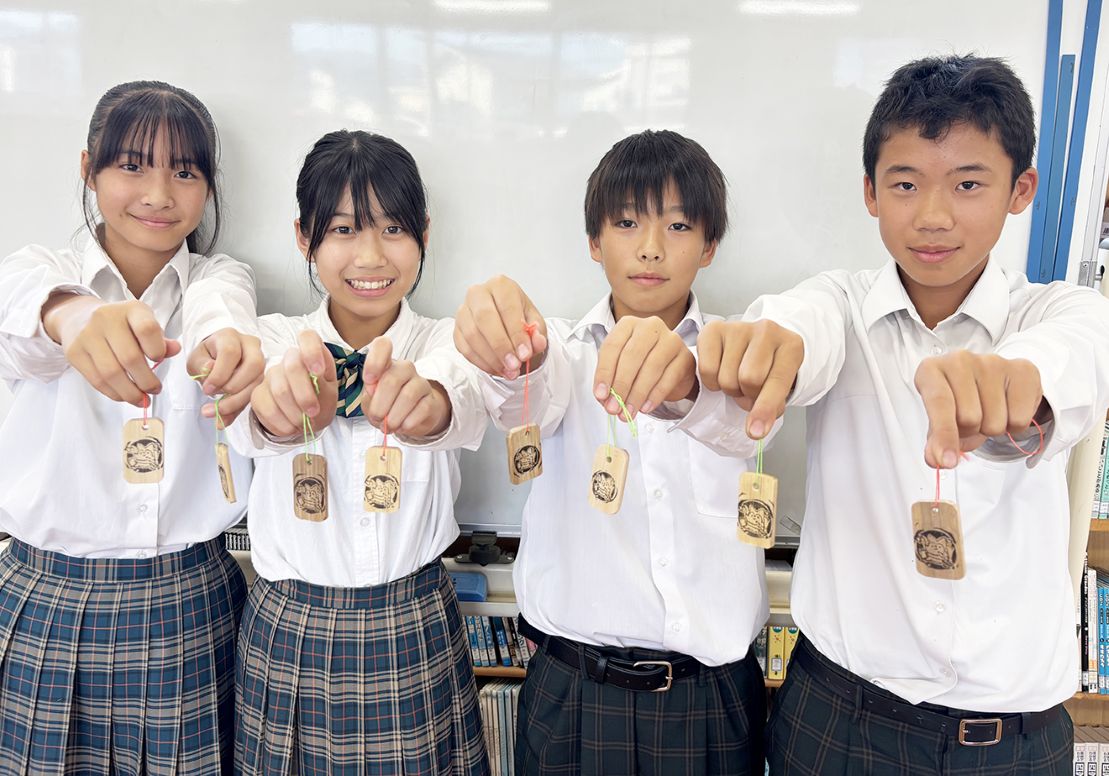 糸島市】竹キーホルダー 前原中生が製作 | 糸島新聞